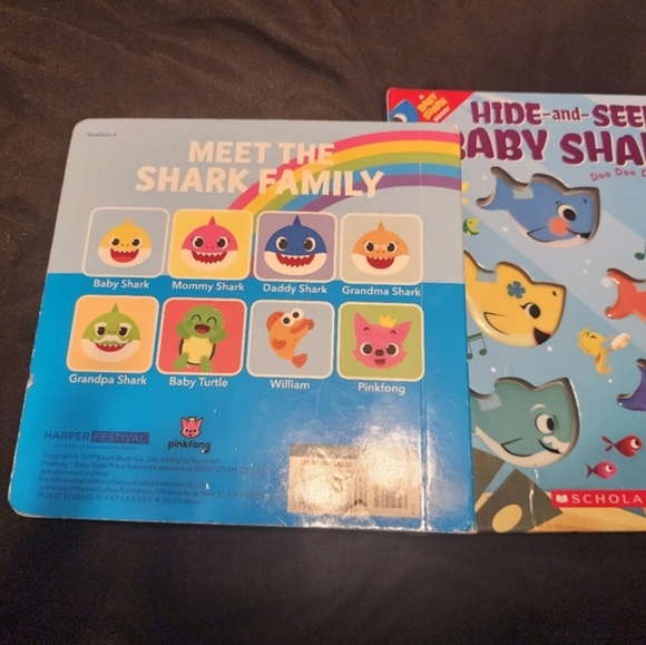 Baby Shark Books - Set of (2). Meet Baby Shark &‎ Hide and Seek. Like New. - Picture 10 of 11